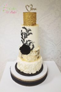 tort na ślub - tort piętrowy - tort artystyczny - mińsk mazowiecki - bogato zdobiony - topper love