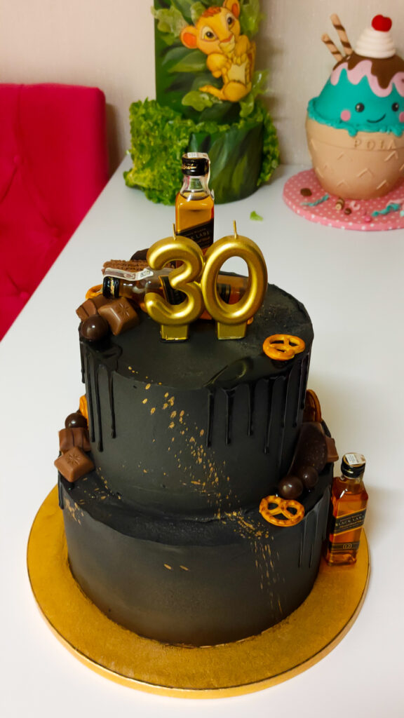 tort urodzinowy - tort na rocznicę - mińsk mazowiecki - precle - whiskey - johny walker - chivas regal - jack daniels - ręcznie zdobiony - tort piętrowy